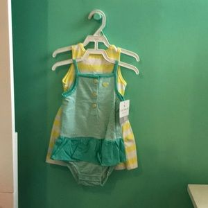 Carter’s playwear